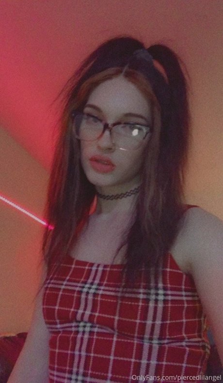 piercedlilangel pornstar nice gallery