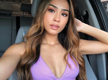 Savannah Palacio Profile pic