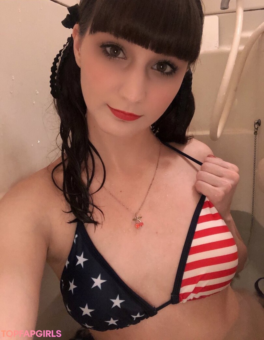 Schyler Reighn hd actress images