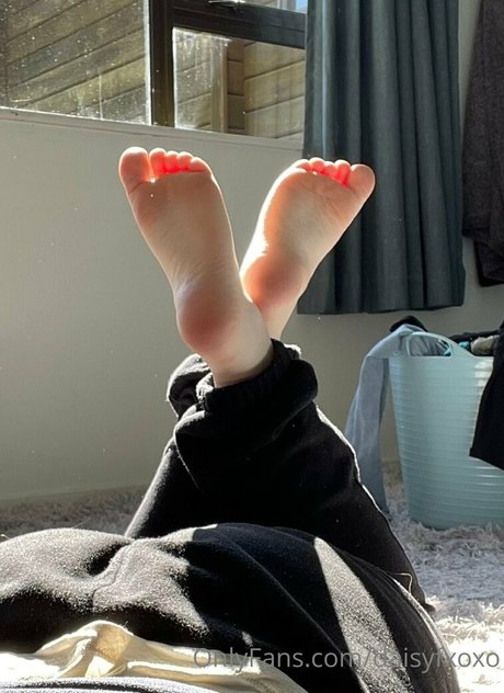 daisyfxoxo erotic actress pics