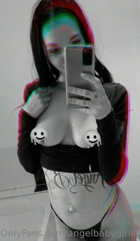 angelbabygirllll Profile pic