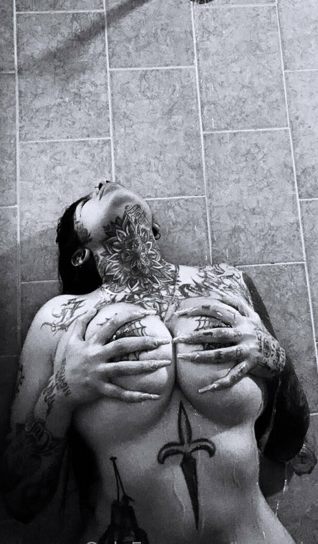 bad grl_ sexy star pictures