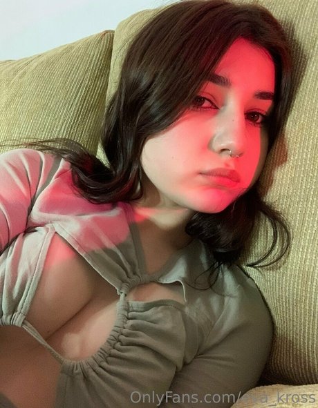 Eva Kross free star img