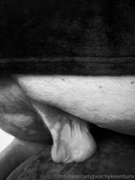 Peachykeenbuns model pornographic galleries