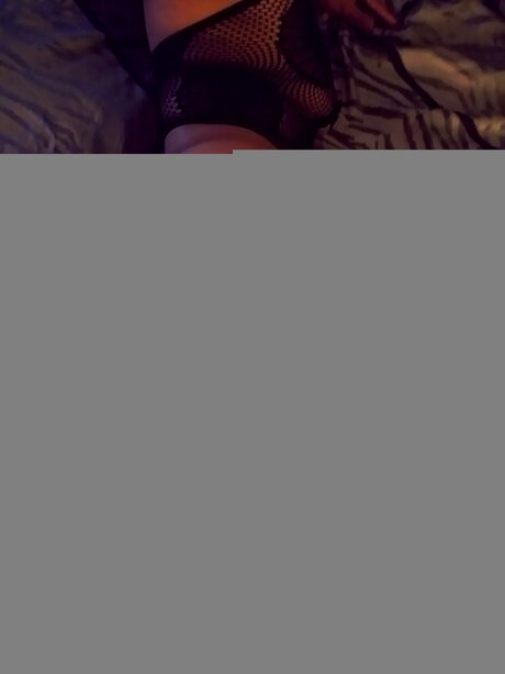 Missy Savage naked model pictures