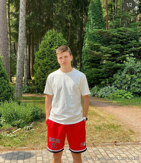 Aleks18 model art picture