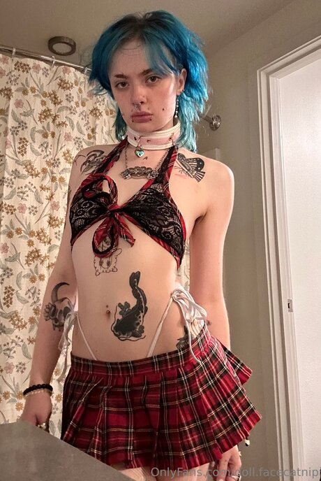 Doll Facecatnip art actress image