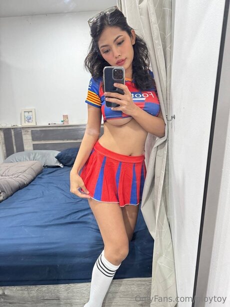 Ploytoy xxx model picture