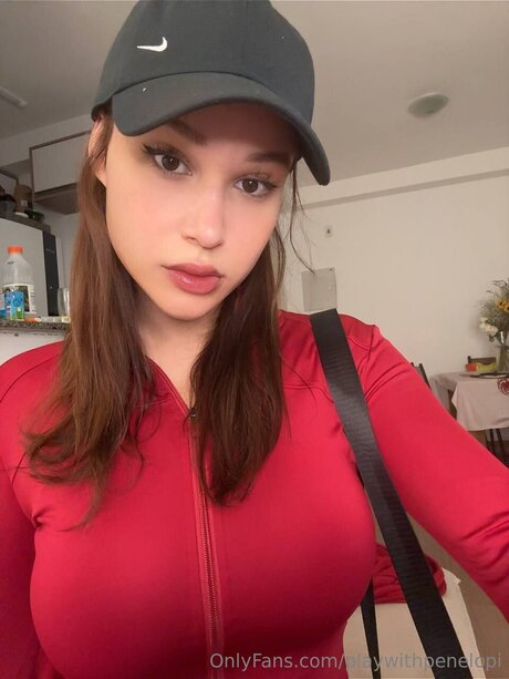 Playwithpenelopi sexy model pics