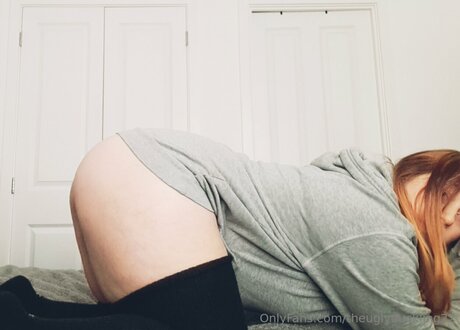 Theuglyduckling22 porn star image