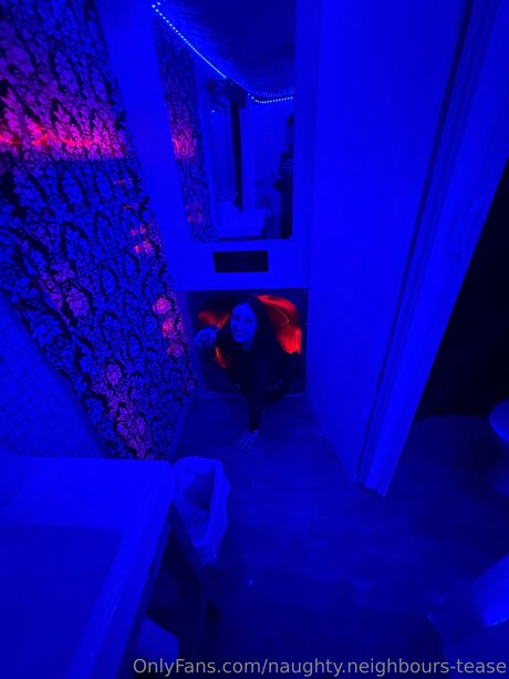 Naughty Neighbours Tease star naked images