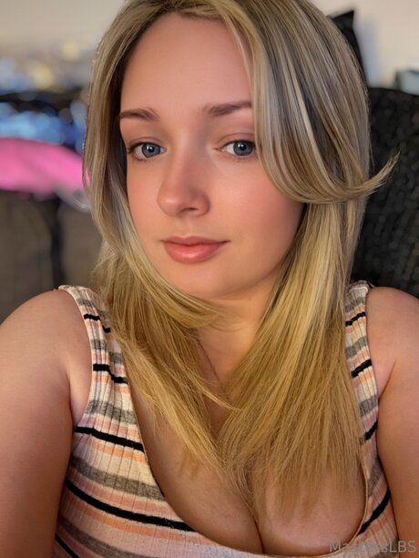 Pregnantleanna pornstar perfect photos