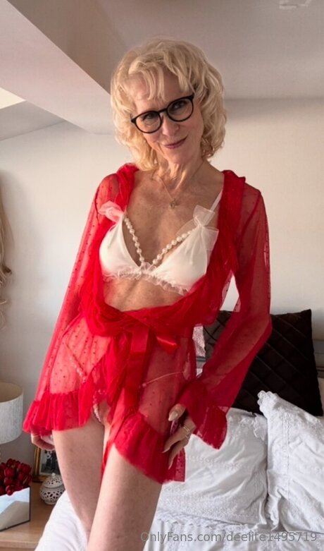 Deelite1495719 star sex archive