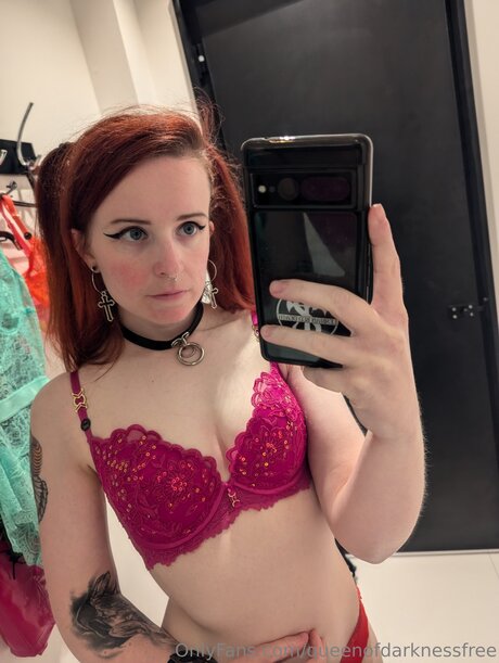 Queenofdarknessfree hd actress picture