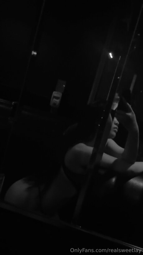 Realsweetlay sex actress galleries