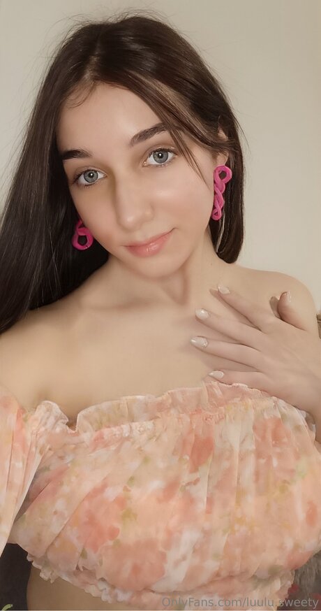 Luulu Sweety model beautiful img