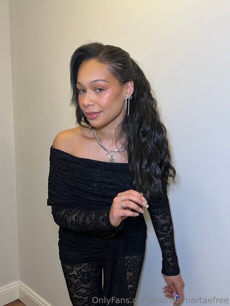 Moreofmartaefree beautiful pornstar pic