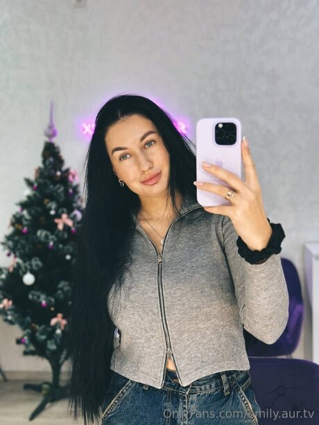 Emily Aur perfect pornstar pic