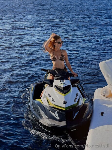 busty milf onlyfans top pics