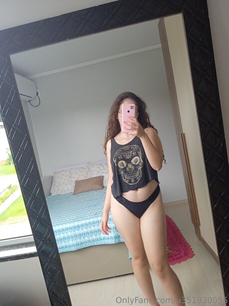 U351930055 model sexy pics