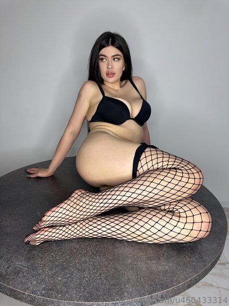 Bella Yammy top pornstar pics