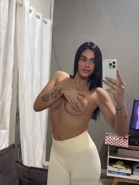 Xoxocatgirl model exclusive pic