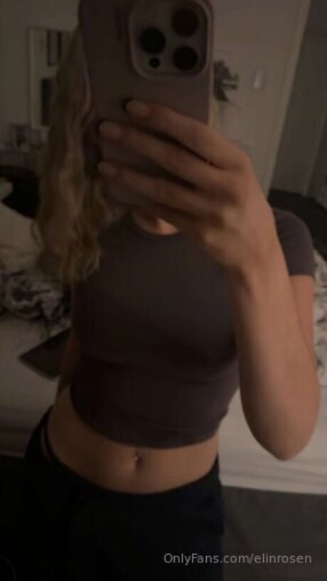 Elinrosen erotic model gallery