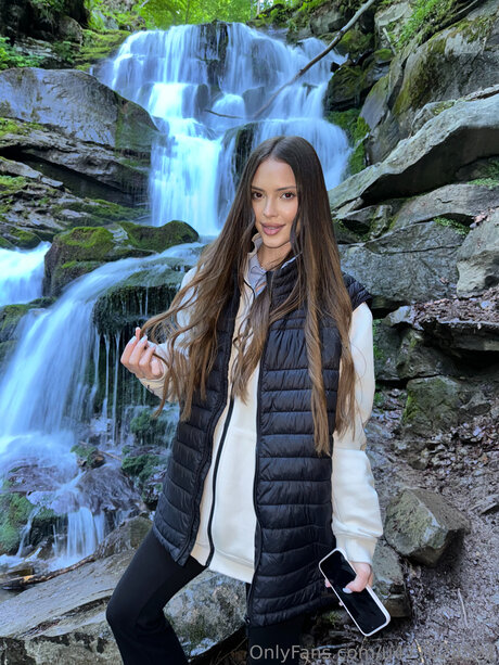 stars onlyfans sexy naked photo