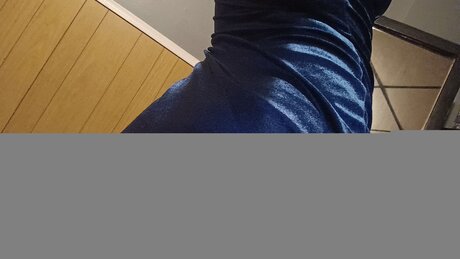 Low3rl3v3l420 nice actress picture