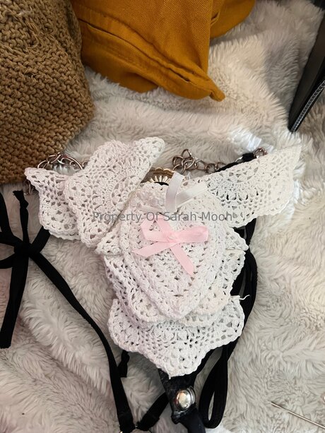 Sarahmoonsg adult star gallery