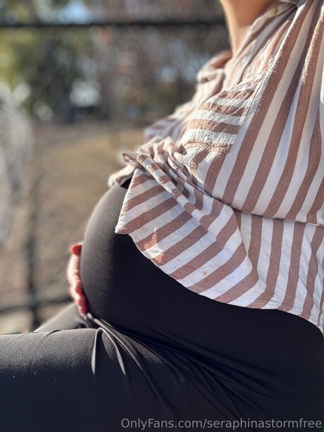 Seraphinastormfree sexy star image