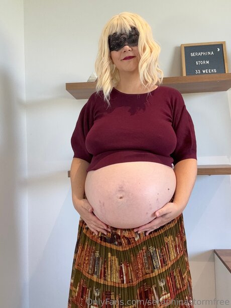 Seraphinastormfree pornstar hot image