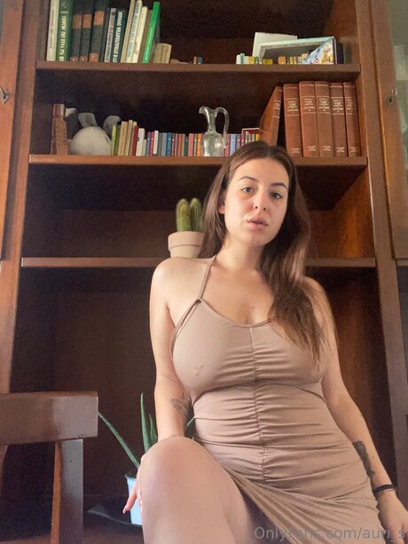 Auri S actress picture