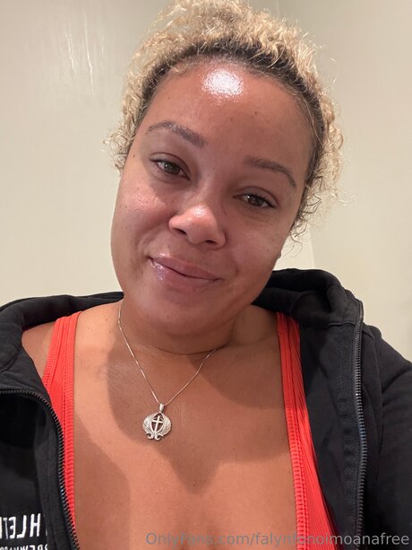 Falynfonoimoanafree nude pornstar photos