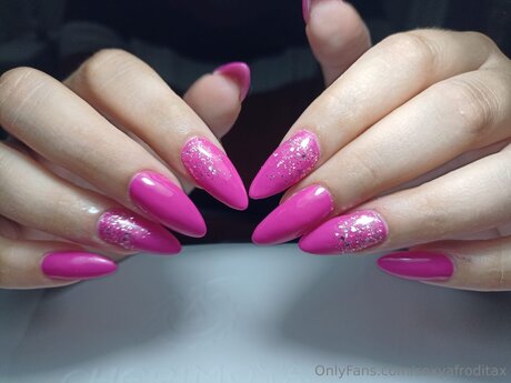 Sexyafroditax model adult img