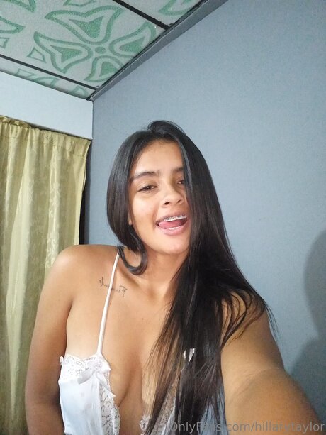 Hillarytaylor pornstar free galleries