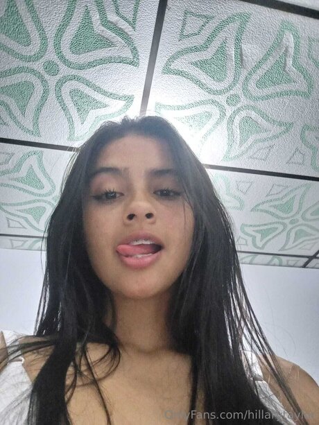 Hillarytaylor beautiful pornstar pics