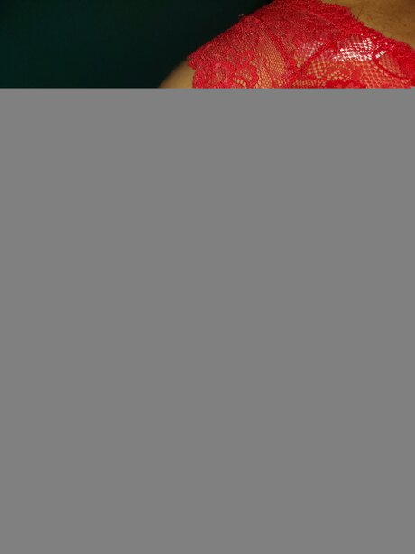 Elivm98 xxx model img