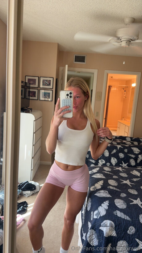 Halledorann nice actress picture