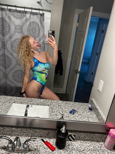 Alybolssa hd actress image