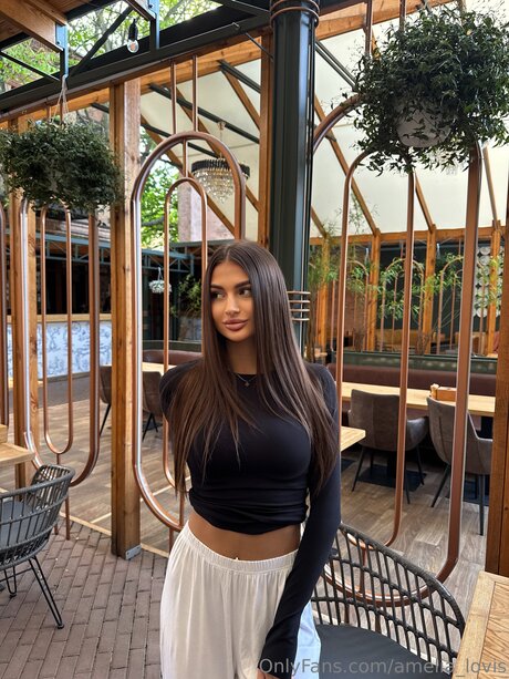 Amelia Lovis model hot gallery