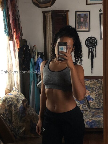 Iva420 model hot pics