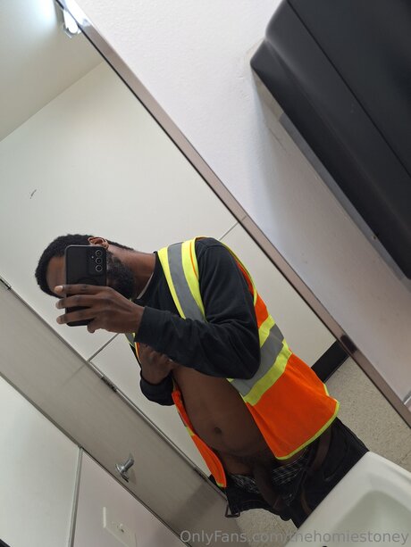 Thehomiestoney pretty pornstar pic