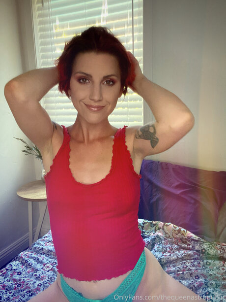 Thequeenastropublic pornographic model photos