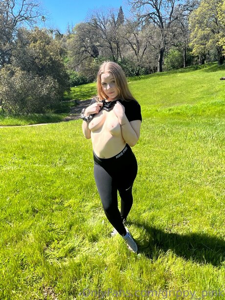 Grippy Pink top pornstar img