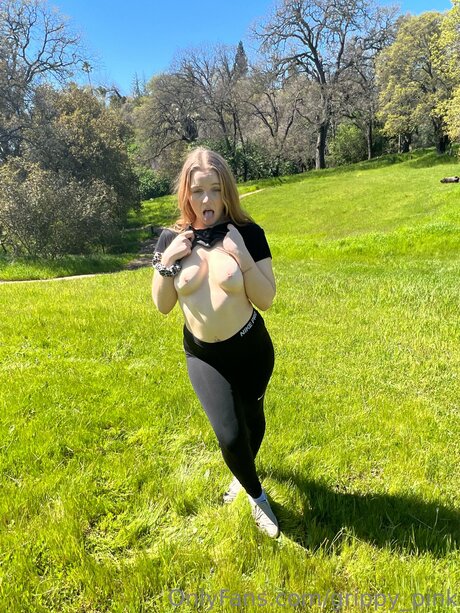 Grippy Pink pornstar hot pics