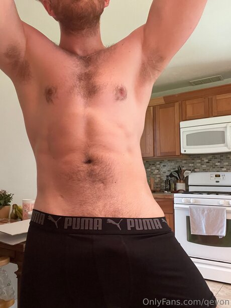 Qevon star hot photos