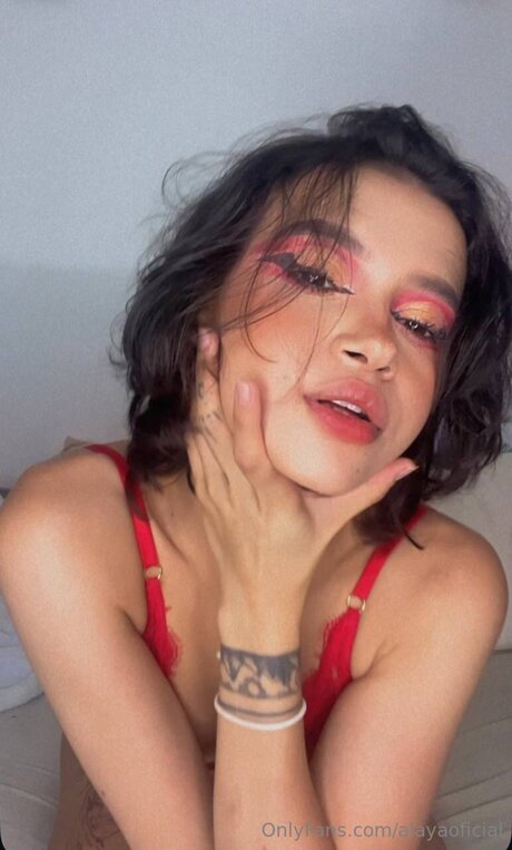 Alayaoficial erotic model pictures