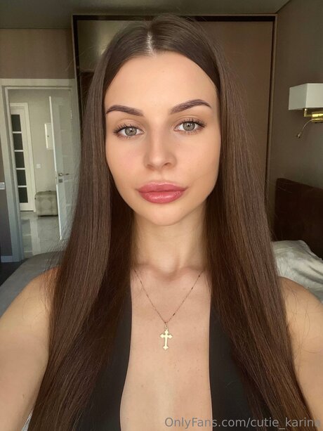 Cutie Karina star beautiful image