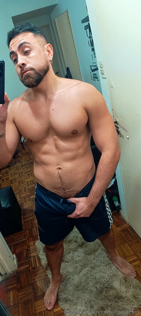 Exmilitarversex xxx model img